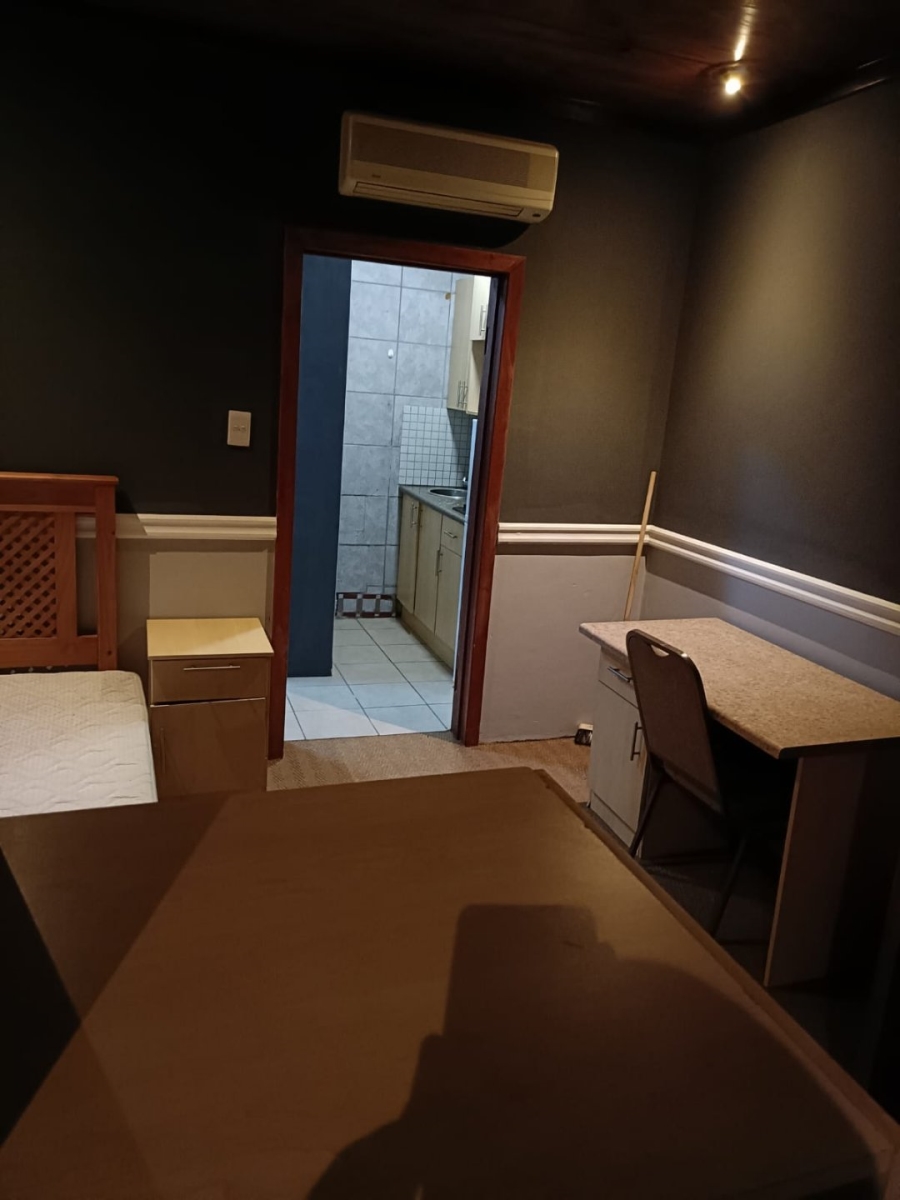 1 Bedroom Property for Sale in Brandwag Free State